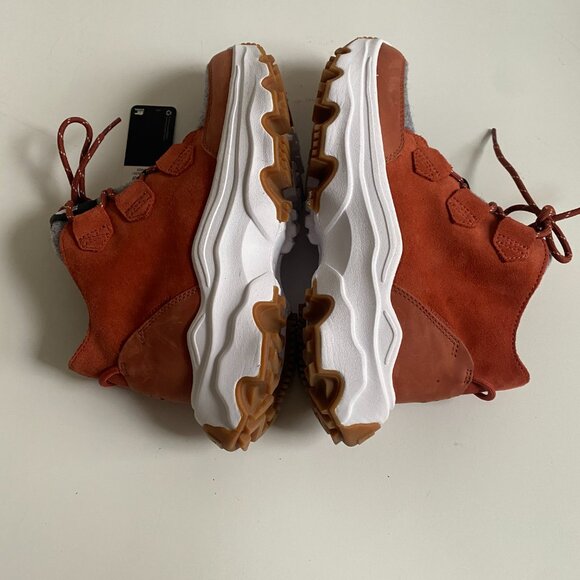 NWT Sorel Kinetic Breakthru Caribou Warp Red Chalk Women Leather Sneakers Sz 7.5 - Picture 8 of 16